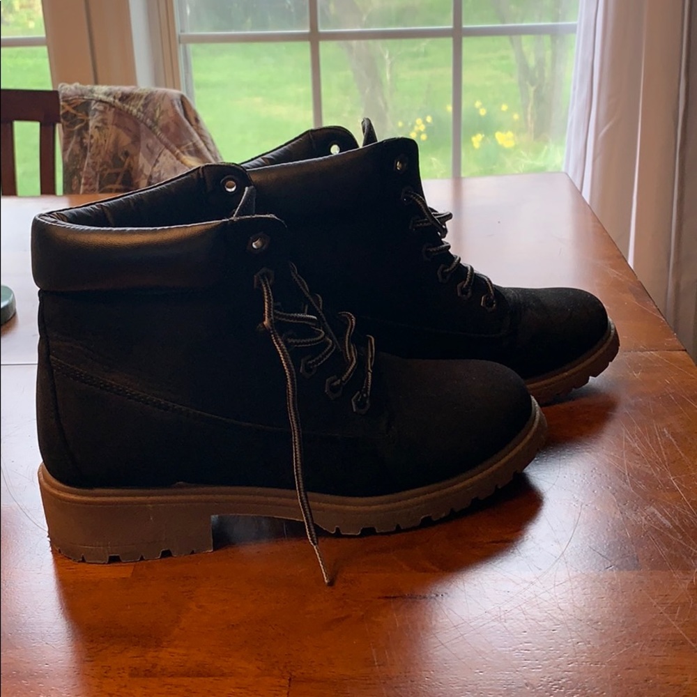 Ankle boots
